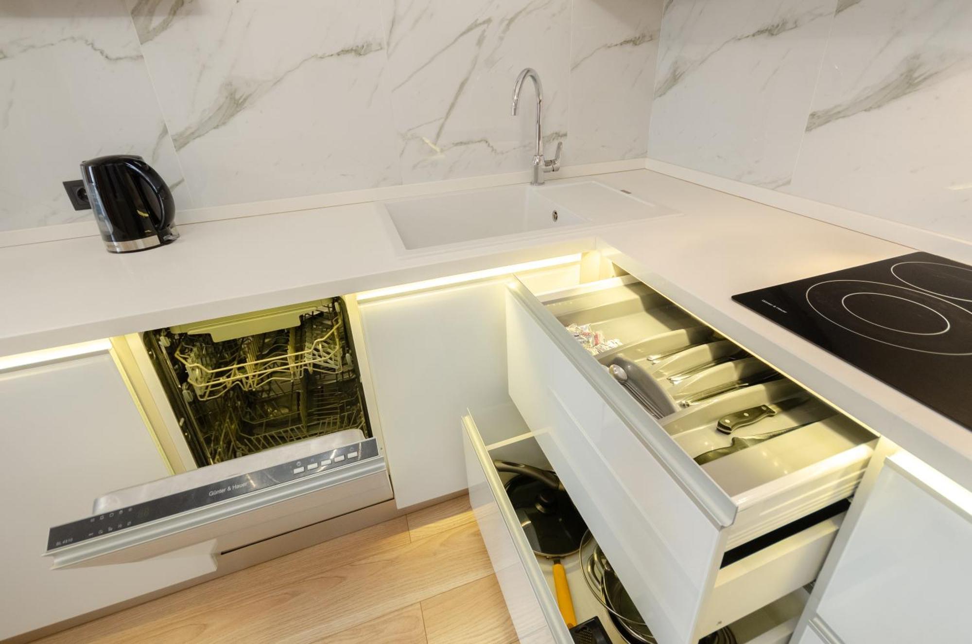 Petrovdom Apartments 267-373 In Rc Central Park, 7 John Mccain Street 키예프 외부 사진