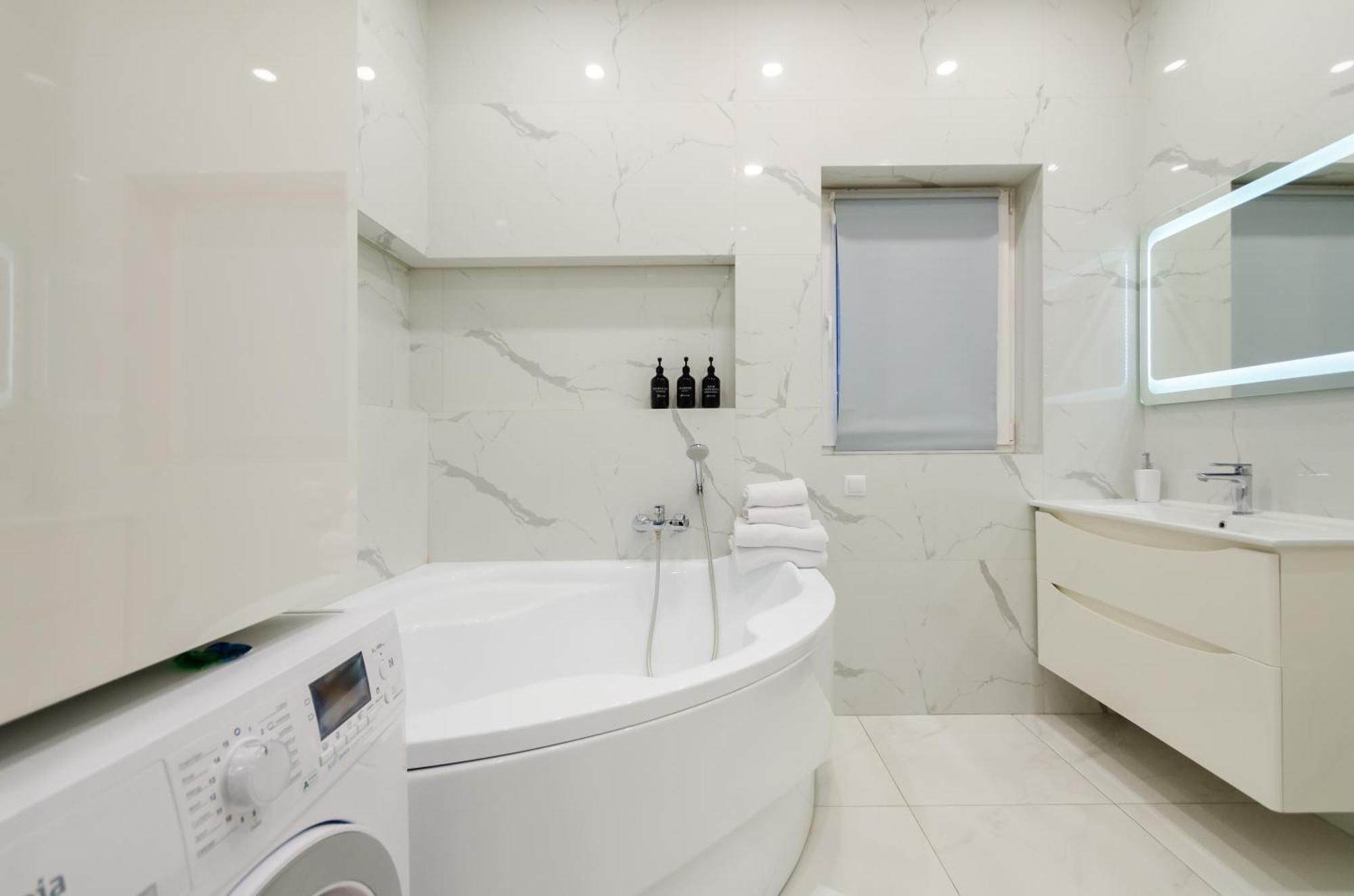 Petrovdom Apartments 267-373 In Rc Central Park, 7 John Mccain Street 키예프 외부 사진