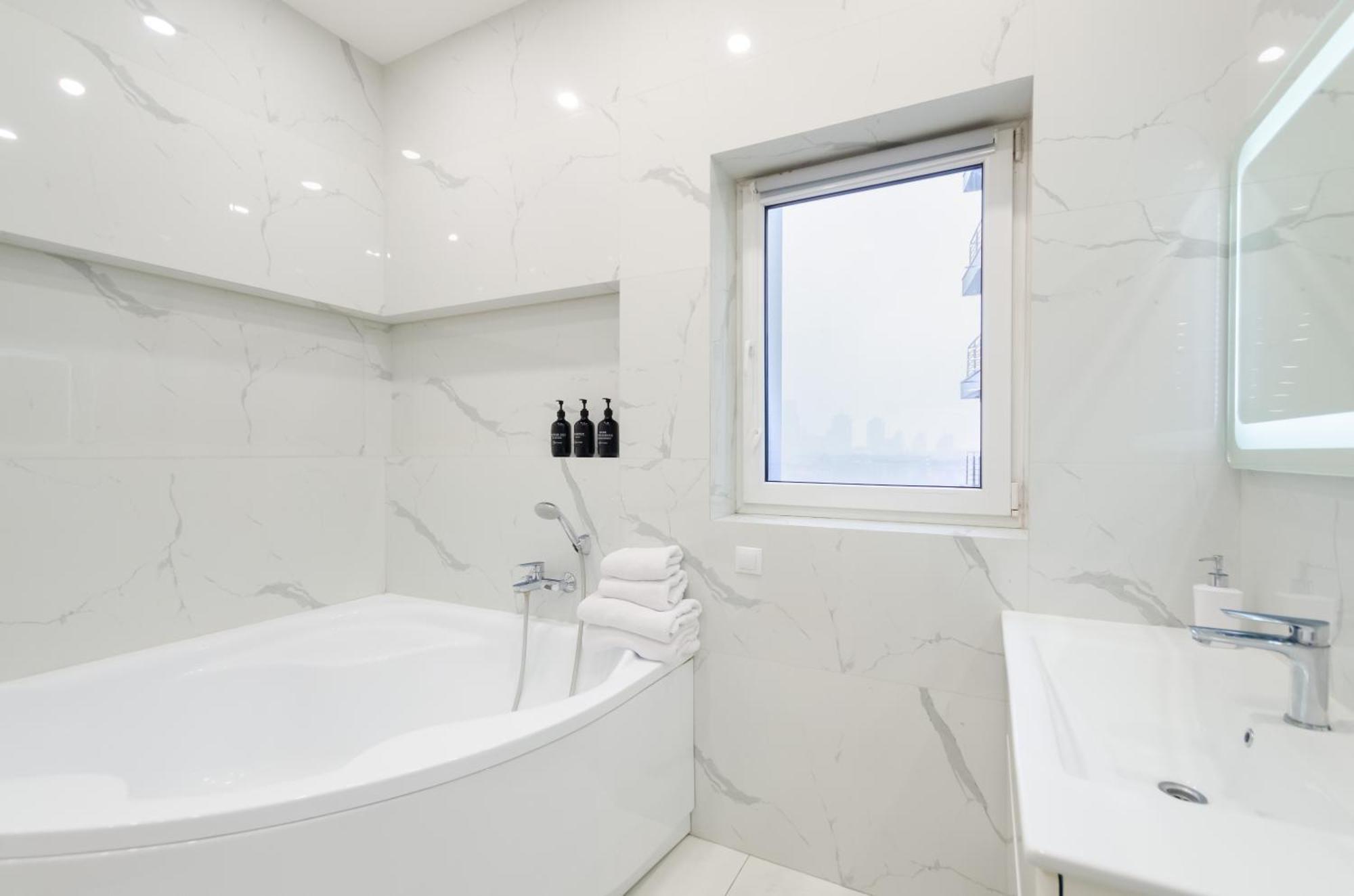 Petrovdom Apartments 267-373 In Rc Central Park, 7 John Mccain Street 키예프 외부 사진